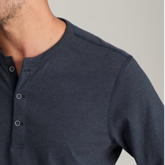 UNTUCKit “Albarino” Long Sleeve Henley - Size L - Picture 3 of 6